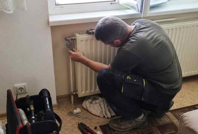 Servis a odvzdušnění radiátoru při nefunkčním topení
